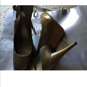 Sandals size 10 ,heel 4,5 inch leather